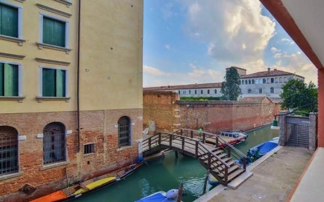 Furnished apartment in Venice Ref: Santa Lucia 12